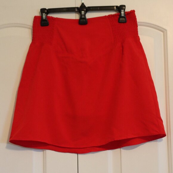 Live Well Lifestyle Red Skort Wide Elastic Waistband Stretchy Undershorts Medium - Picture 1 of 14